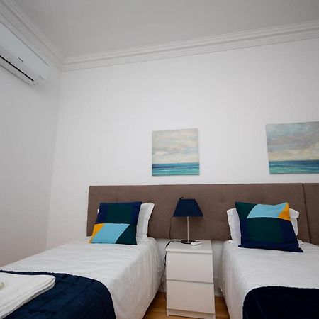 Inn-Chiado Boulevard Guest House ลิสบอน ภายนอก รูปภาพ