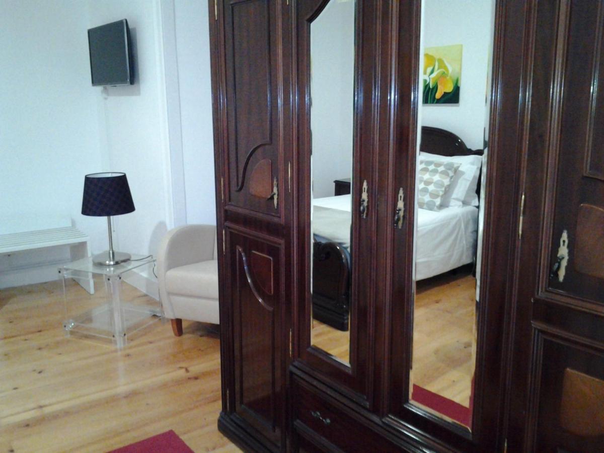 Inn-Chiado Boulevard Guest House ลิสบอน ภายนอก รูปภาพ