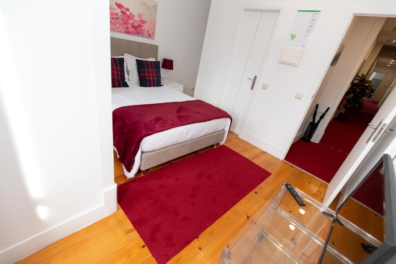 Inn-Chiado Boulevard Guest House ลิสบอน ภายนอก รูปภาพ