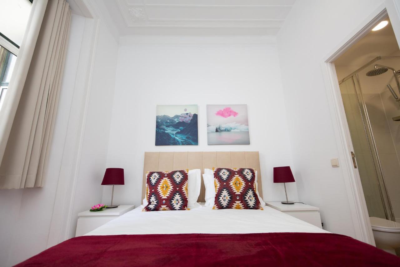 Inn-Chiado Boulevard Guest House ลิสบอน ภายนอก รูปภาพ