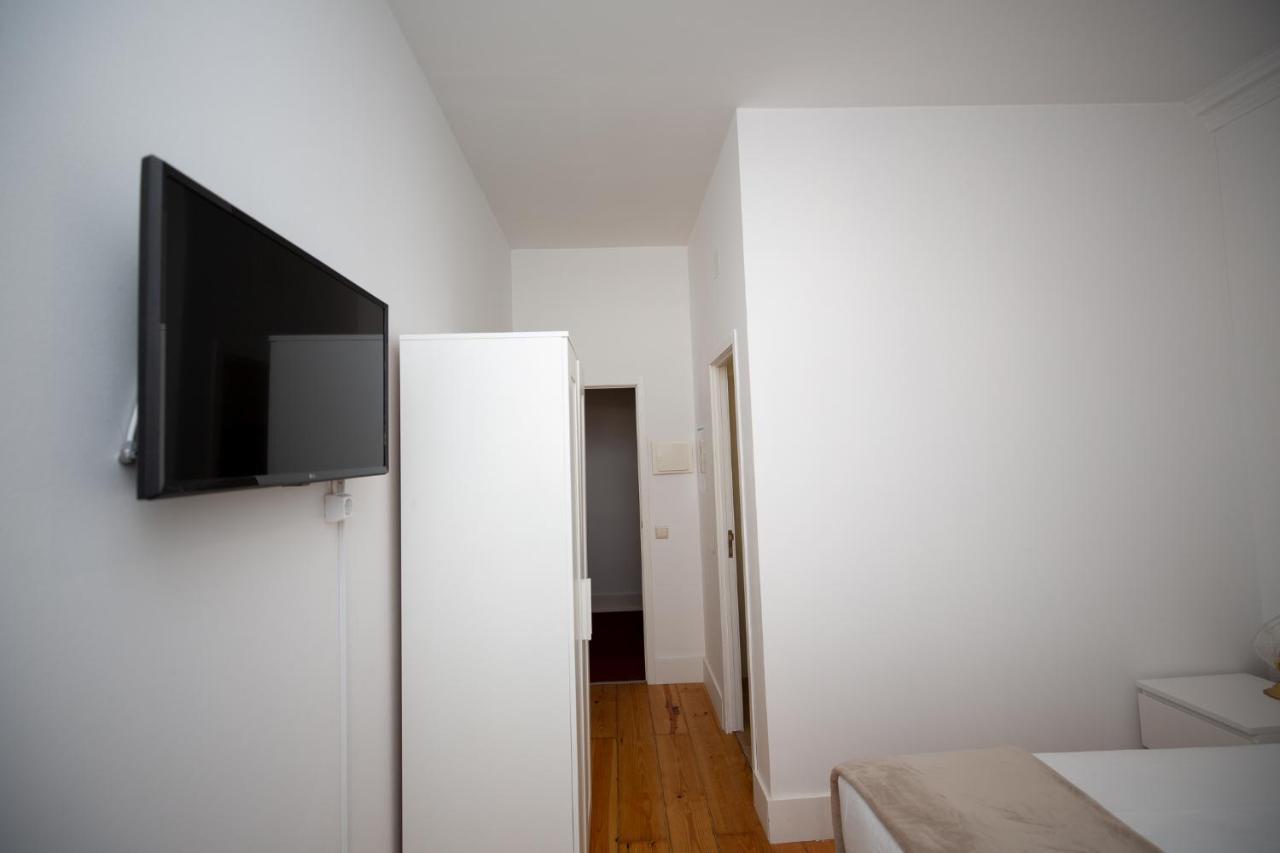 Inn-Chiado Boulevard Guest House ลิสบอน ภายนอก รูปภาพ