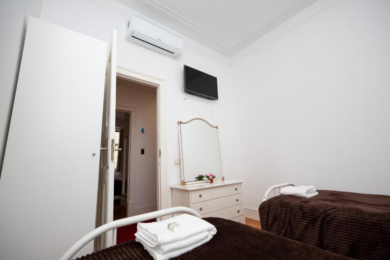 Inn-Chiado Boulevard Guest House ลิสบอน ภายนอก รูปภาพ