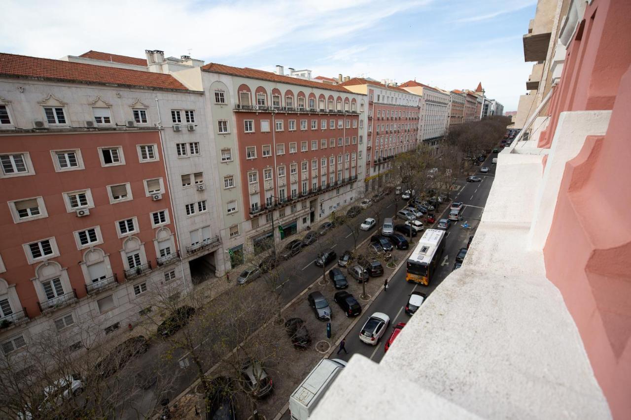 Inn-Chiado Boulevard Guest House ลิสบอน ภายนอก รูปภาพ