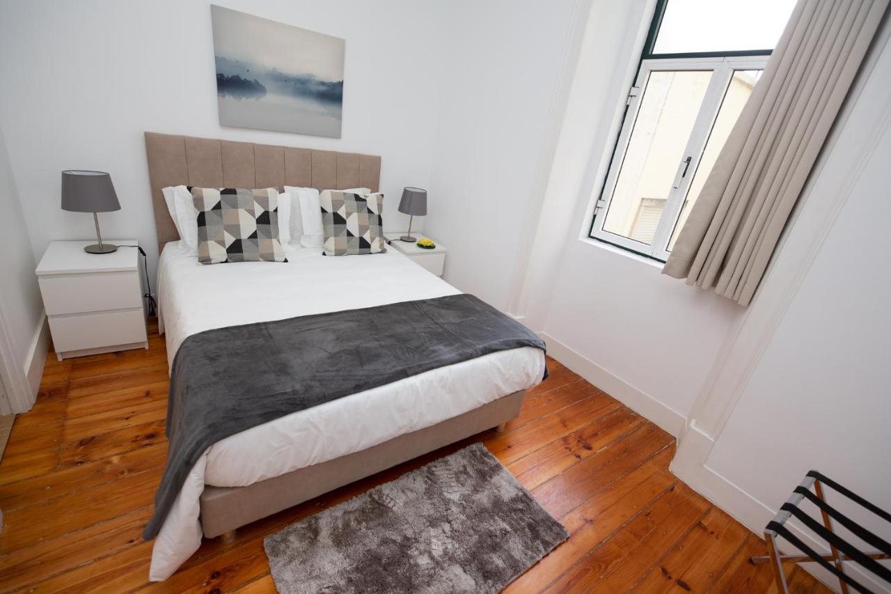Inn-Chiado Boulevard Guest House ลิสบอน ภายนอก รูปภาพ